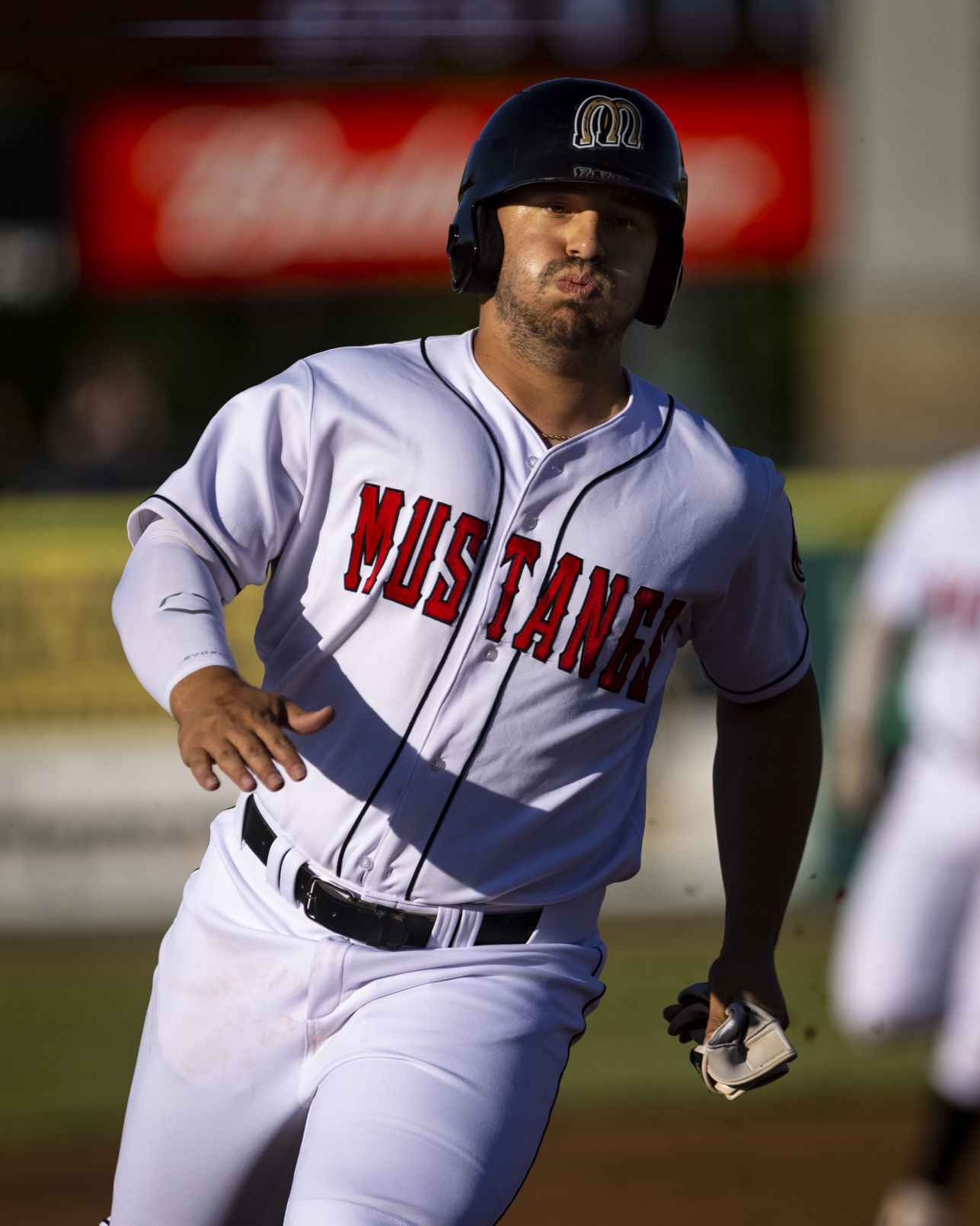Mustangs vs. Voyagers